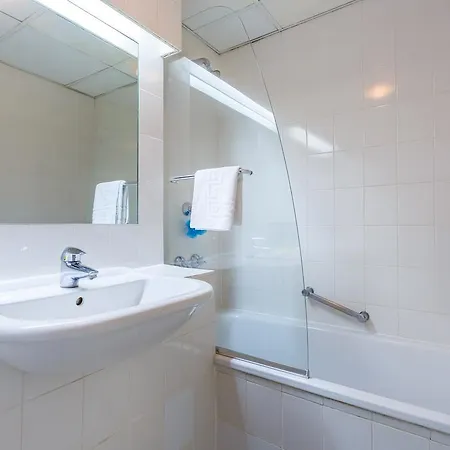 La Reserve Hotel 3*