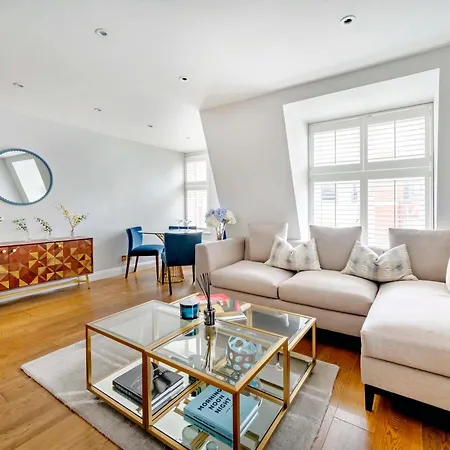 Apartment The Mayfair Marvel *