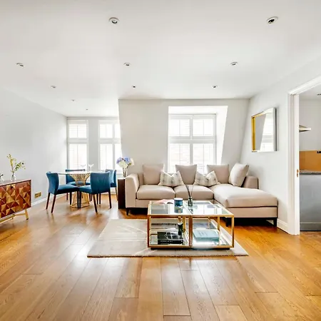 Apartment The Mayfair Marvel