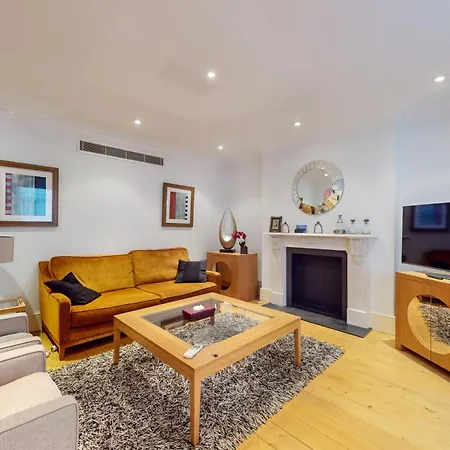 Stunning 2bd Flat In South Kensington With A Patio شقة لندن