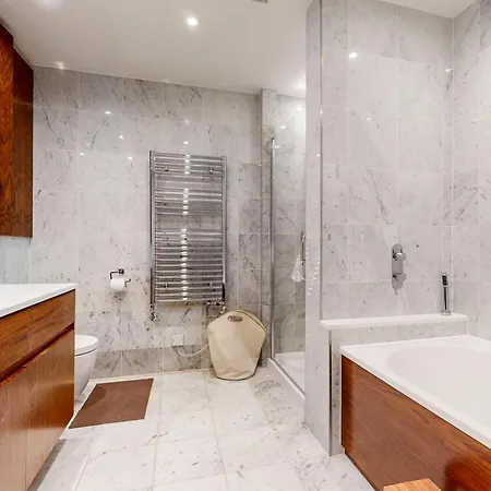 شقة Stunning 2bd Flat In South Kensington With A Patio *