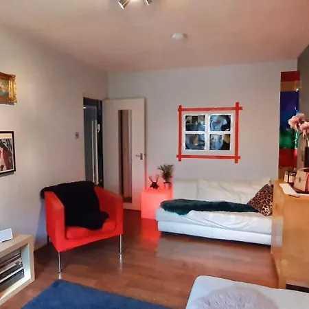 Apartment Artist's London