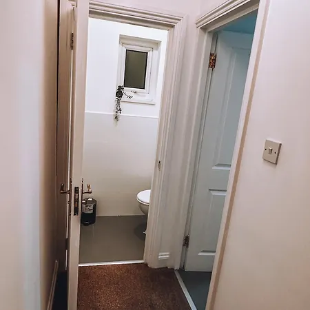 Guest house Spacious 3 In Tooting