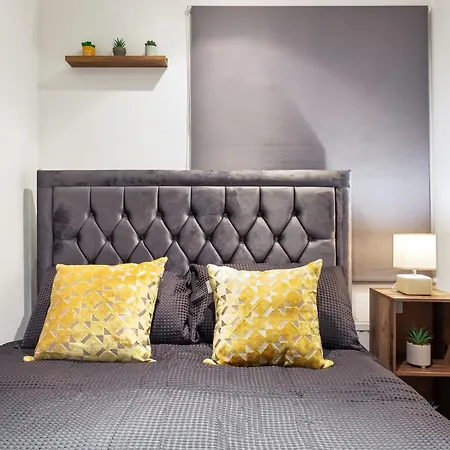 Your Elite Hyde Park Retreat 2-bedroom Luxury Flat Apartment London