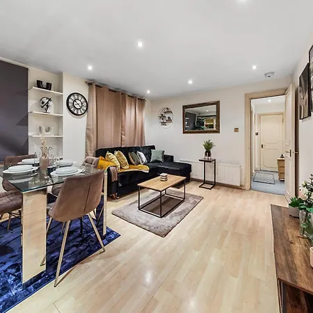 Your Elite Hyde Park Retreat 2-bedroom Luxury Flat London