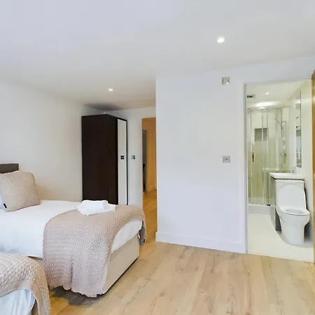 Apartment Pass The Keys Stylish 4-bed3-bath In Shoreditch London