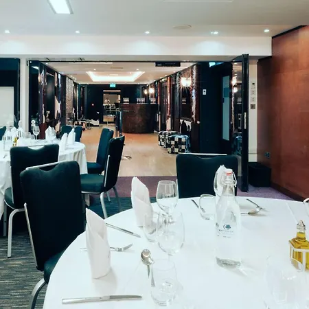 Doubletree By Hilton - Greenwich