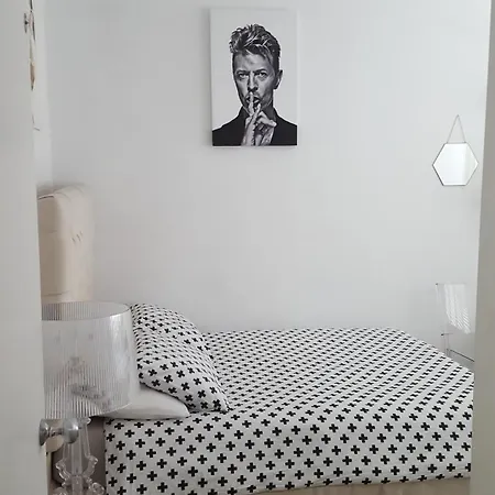Family With Easy Commute To London! Bed & Breakfast Croydon