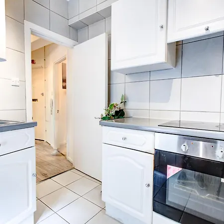 Lovely 2- Bedroom In