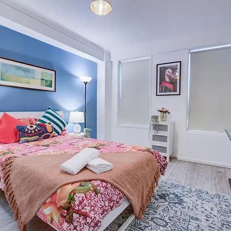 Appartement Lovely 2- Bedroom In