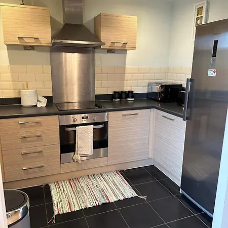 Apartment Tony's Court Beautifully Furnished 2 Bedrooms Edgware