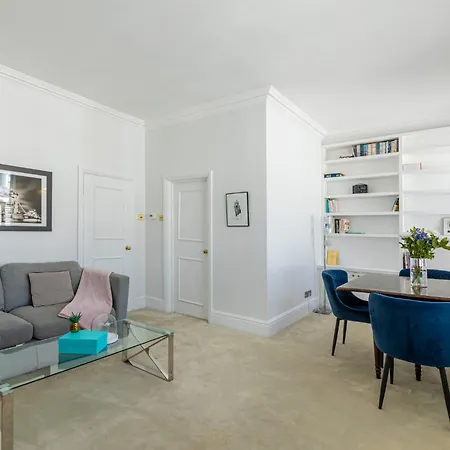 Brigth & Beautiful 1br Flat In Earls Court Apartment