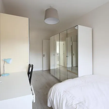 House For Wimbledon Tennis * Raynes Park