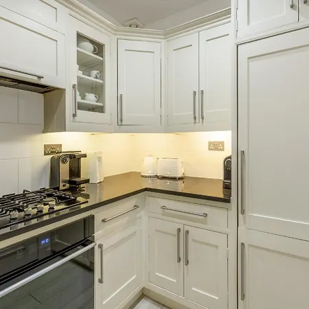 Brigth & Beautiful 1br Flat In Earls Court *