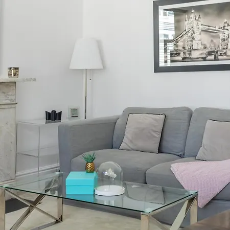 Apartment Brigth & Beautiful 1br Flat In Earls Court *