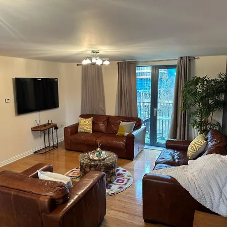 Apartment Tony's Court Beautifully Furnished 2 Bedrooms