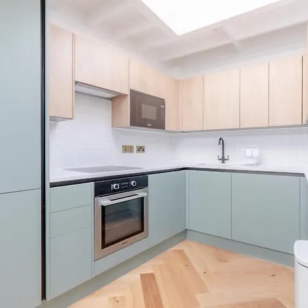 Luxuriously Compact 1bd Eco Clapham Common!