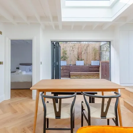 Luxuriously Compact 1bd Eco Clapham Common! *