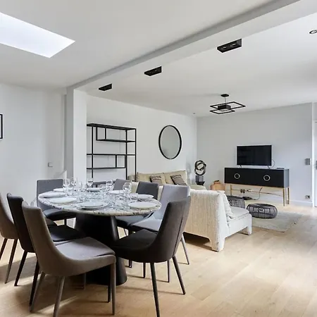 Soho Center Apartment *