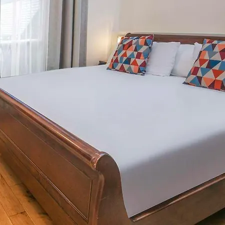 Hotel Queensway Hotel, Sure Collection By Western 3*
