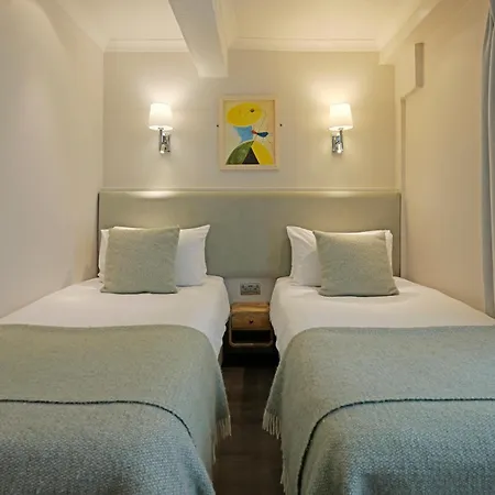 Hotel Harlingford
