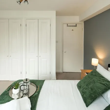 Fast Internet Flat Bridge Near Guys Hospital And Borough Market Apartment