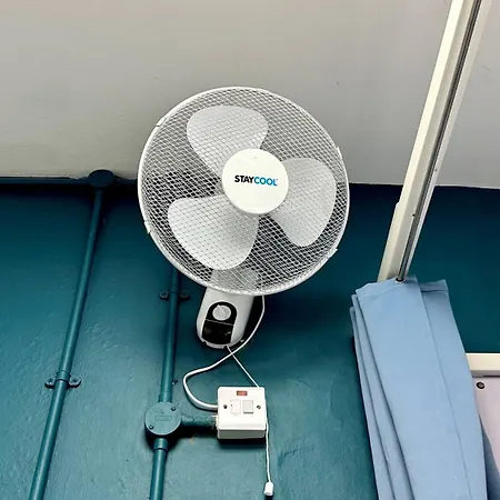スマート ラッセル スクエア *