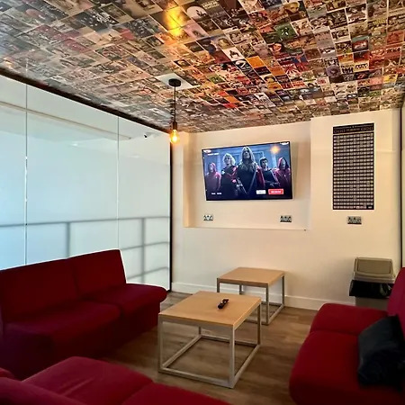 Smart Camden Hostel *