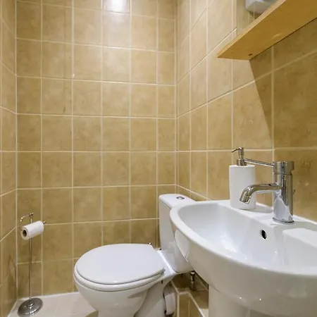 Spectacular 3 Bed In Blackheath Apartman London