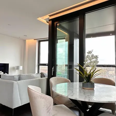 Luxurious And Spacious Near Us Embassy Apartment
