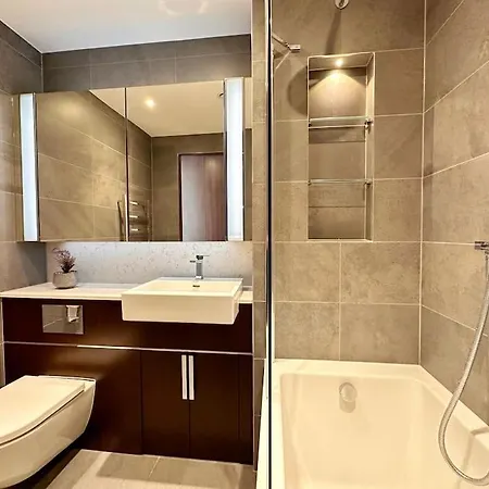 Apartment Luxurious And Spacious Near Us Embassy *