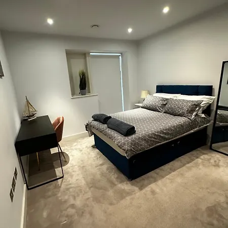 Modern House In Central *