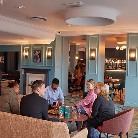 Hotel Thistle London Heathrow Terminal 5