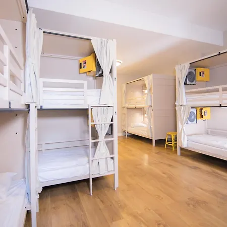 Wombat's Hostel *