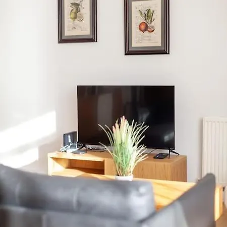 And Stylish Flat Near Regent's Park London