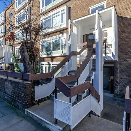 And Stylish Flat Near Regent's Park Apartment *