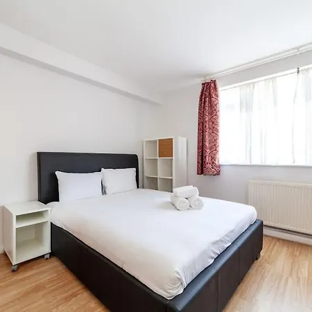 And Stylish Flat Near Regent's Park Apartment