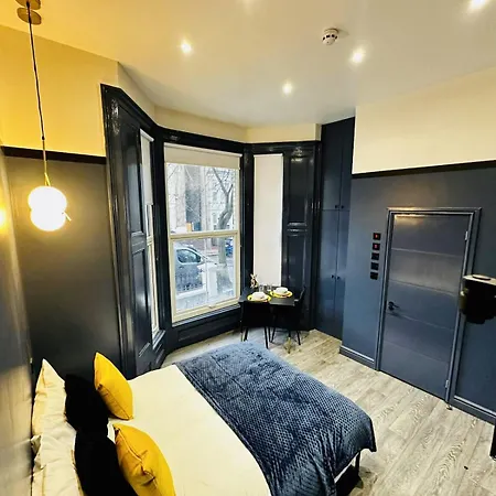 Luxury In The City Centre Apartment London