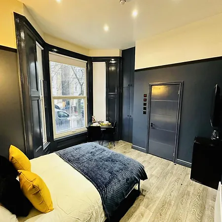 Luxury In The City Centre Apartment London