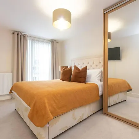 Pass The Keys Modern 2 Bedroom And 2 Bath In London