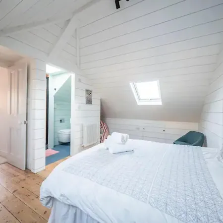 Pass The Keys Spacious Dulwich Family House With Pool Ferienhaus *
