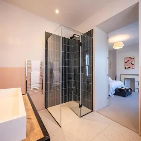Pass The Keys Spacious Dulwich Family House With Pool *