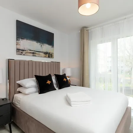 Apartment Deluxe South London