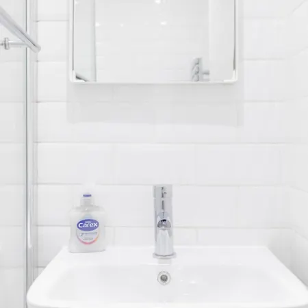 Homely 2bd Flat Wprivate Patio Near Maida Vale! Apartment *