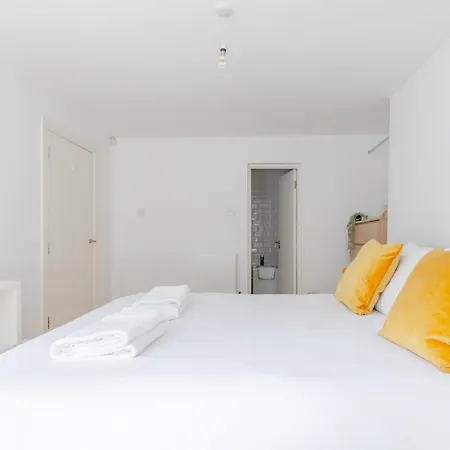 Apartment Homely 2bd Flat Wprivate Patio Near Maida Vale! London