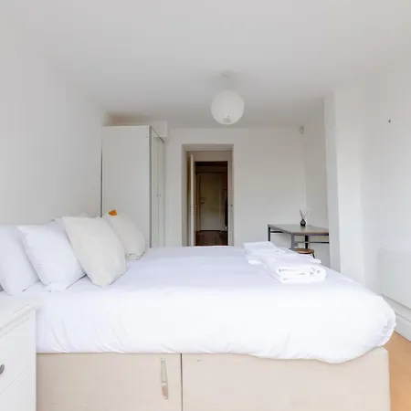 Homely 2bd Flat Wprivate Patio Near Maida Vale! Apartment London