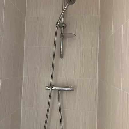 Apartment Modern 2 Bedroom Flat In Balham *