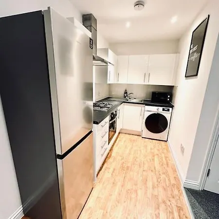 Apartment Modern 2 Bedroom Flat In Balham *