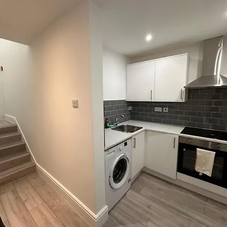 Guest house Vauxhall Victoria Moments Away London