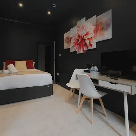Amsterdam Hotel London
